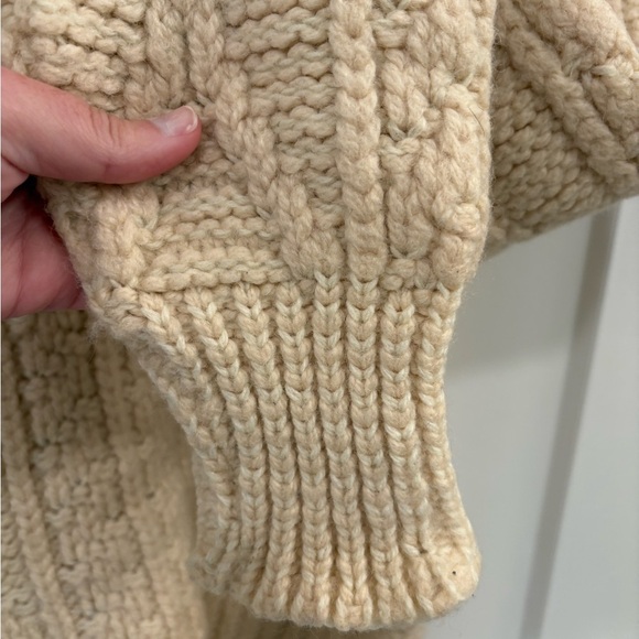 Vintage 100% Virgin Wool Forum Sportswear Cable Hand Knit Sweater Size Large - Picture 5 of 13